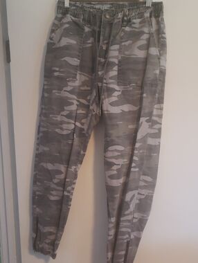 Grace&Lace Gray Camo Utility Jogger Pants